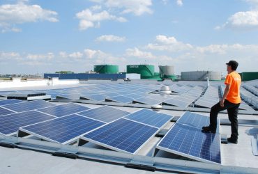 COMMERCIAL SOLAR SOLUTIONS